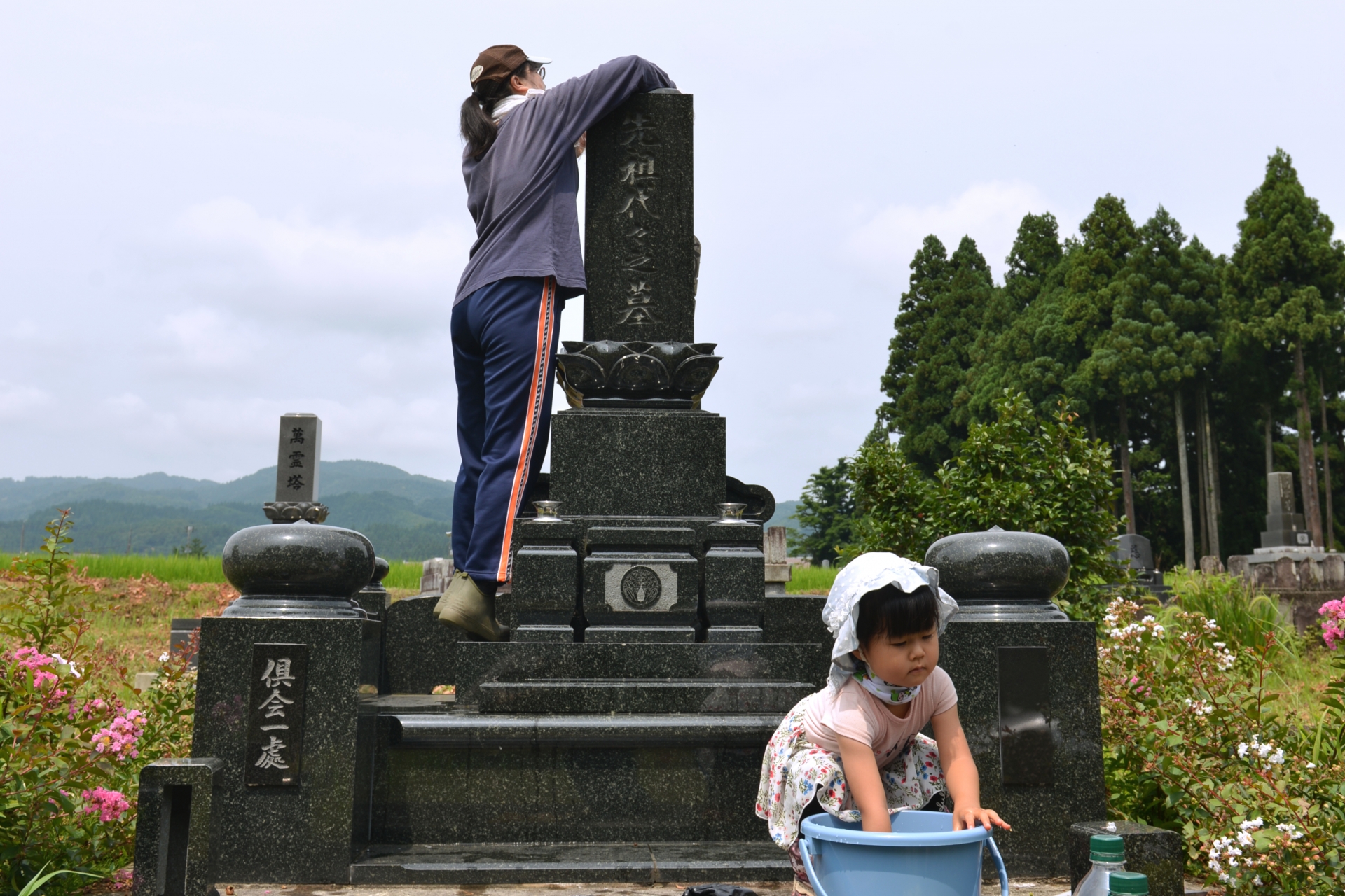 お墓　掃除